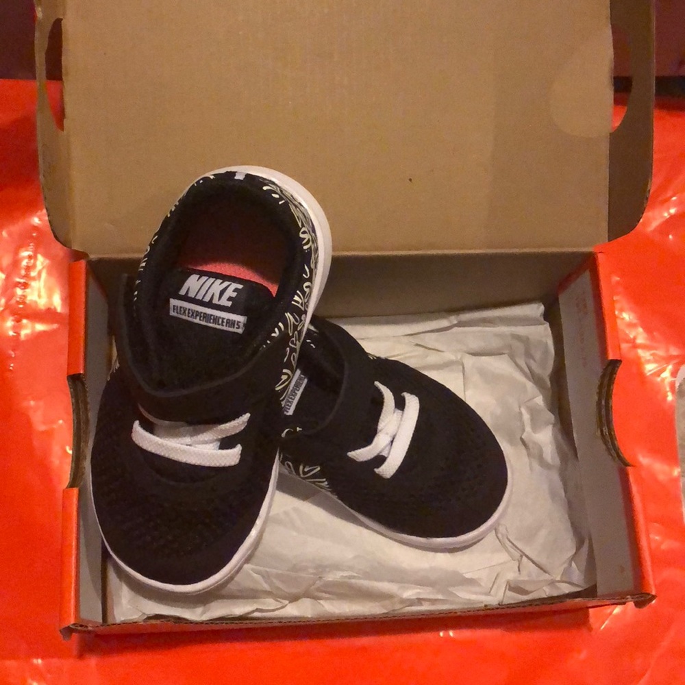 Flex Experience 5 print Nike toddler Shoes